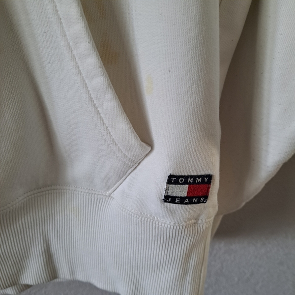 Tommy Jeans 90s Sailing Capsule back and sleeve logo hoodie in white - Picture 4 of 8